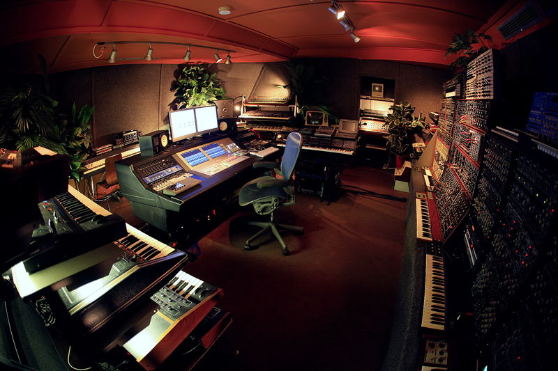 Hard-Core Gear Porn Monday…